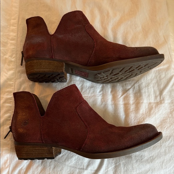 Born Women's Burgundy Ankle Boots - Picture 4 of 7